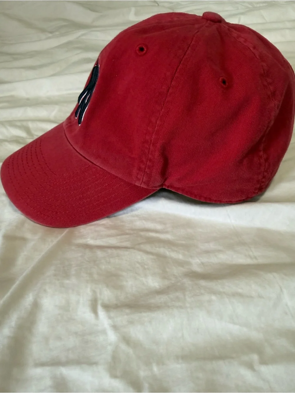 Red Cotton Yankee Baseball Cap - mens